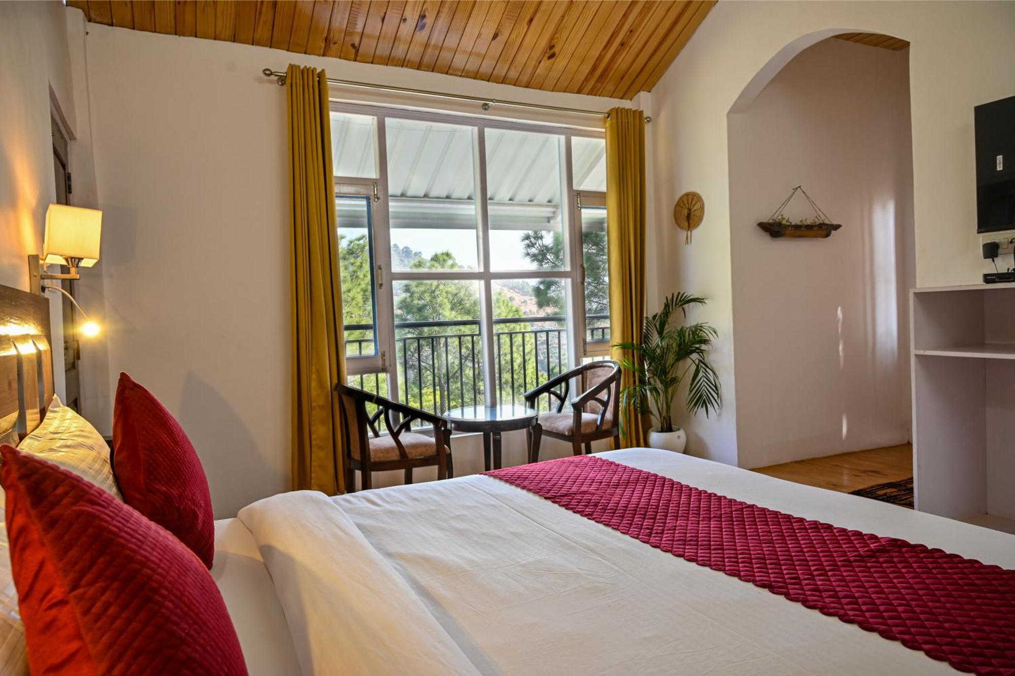 Rainbow Resorts Солан Екстериор снимка